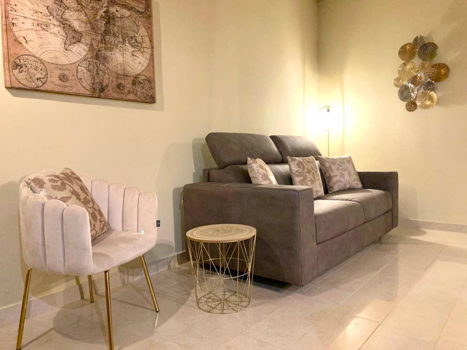 Lido Galeazzi Giant Pool Apartment Сирмионе Екстериор снимка